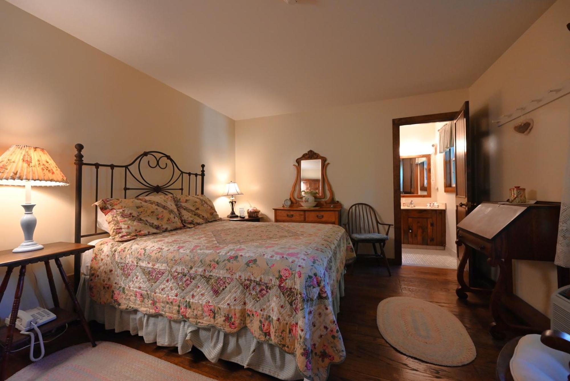 La Perla Restaurant & Country Inn Averill Park Esterno foto