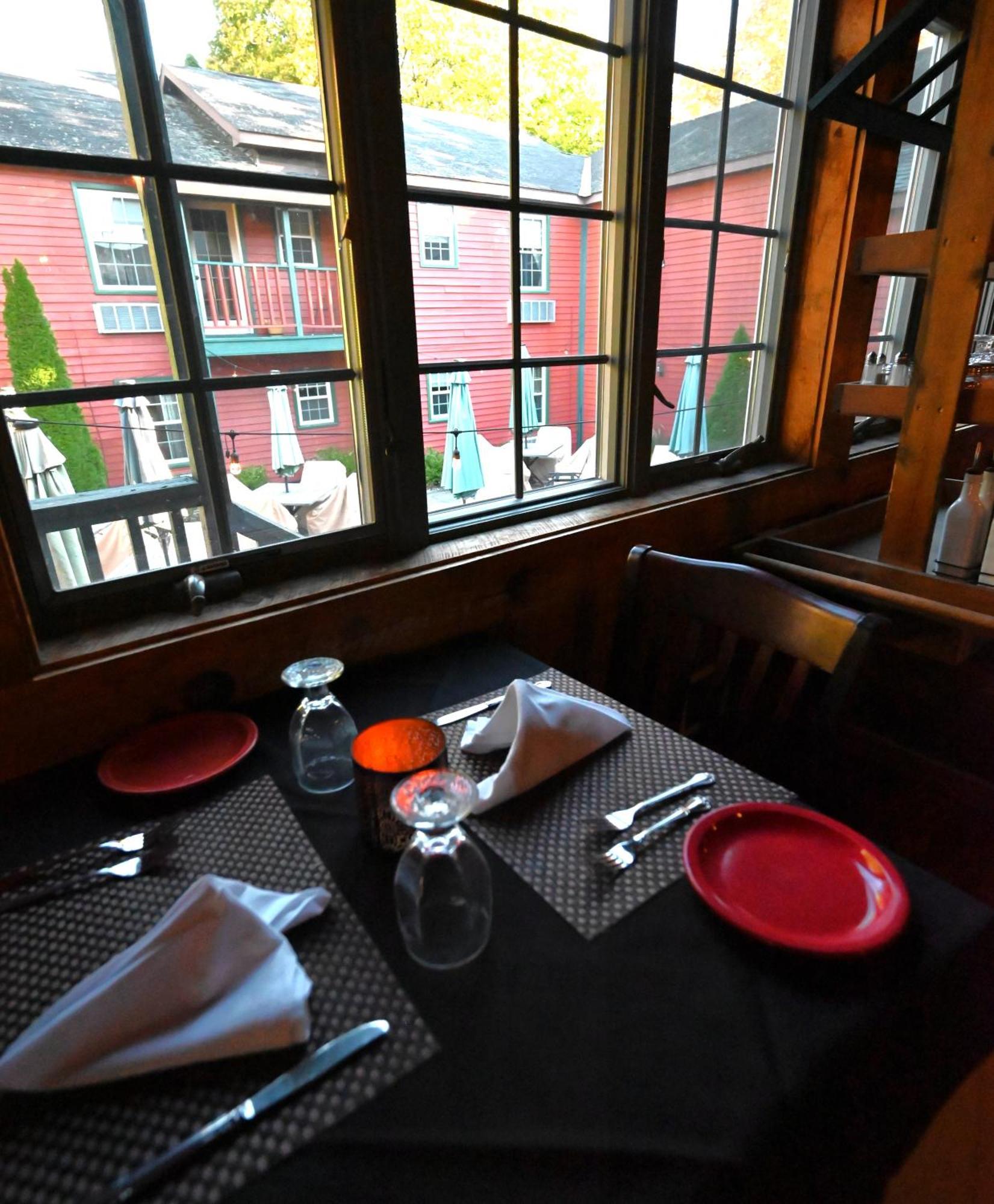 La Perla Restaurant & Country Inn Averill Park Esterno foto